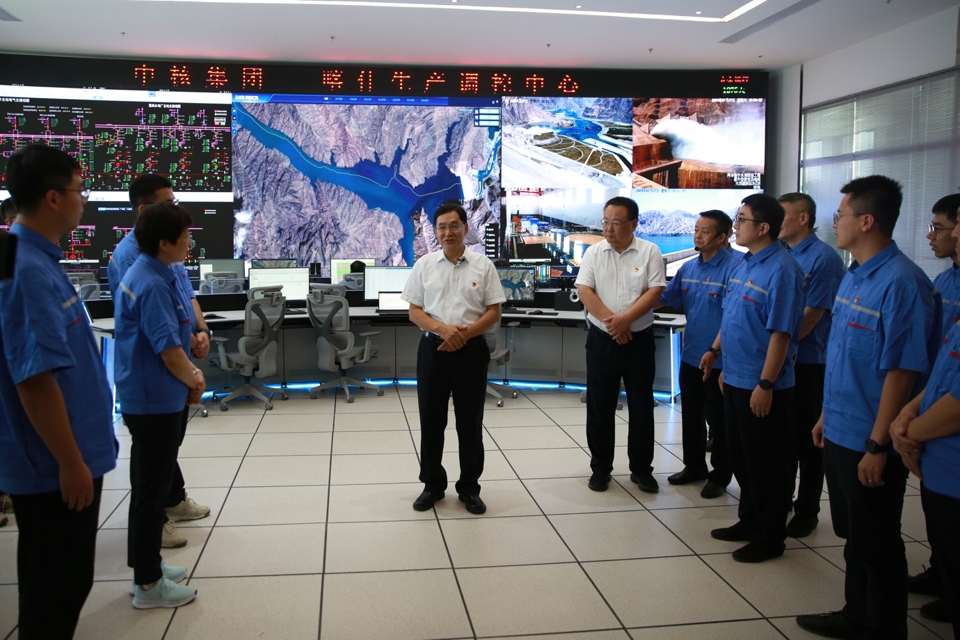 ����׿��������ҵ�²㵥λ�������Ķ�ʮ������ȫ�ᾫ��